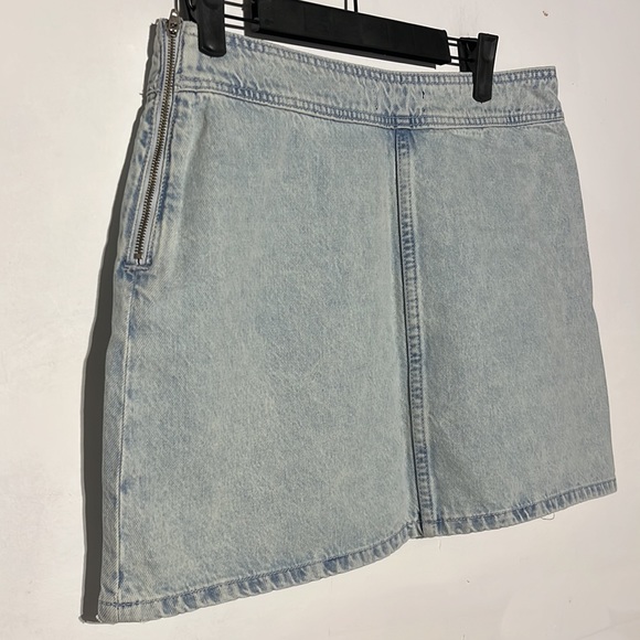 NEW ZARA Light Wash Denim Skirt Size Large - Picture 5 of 8